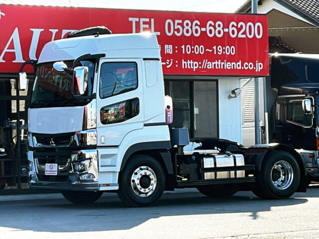 17スーパーグレート　トレーラーヘッド　ハイルーフ　未使用　E尺　460馬力　第5輪荷重11.500㎏　プレミアムライン