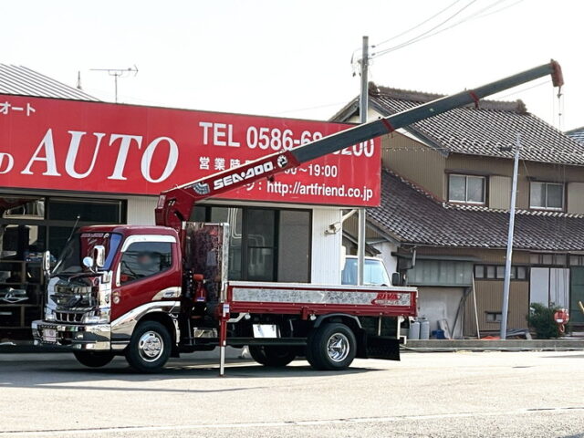 日野　デュトロ　4段クレーン　ラジコン　フックイン　前出しバンパー昇降機付き　ヒッチメンバー