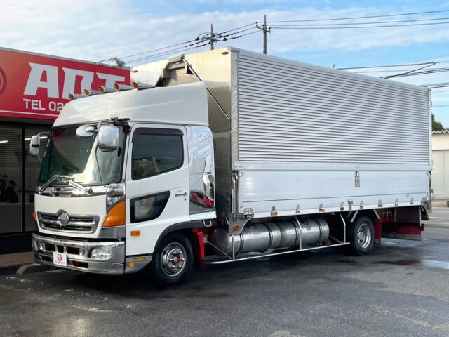 日野　レンジャープロ　ハイルーフ　240馬力　アルミウィング　　寝台メッキ　ステンレス多数　