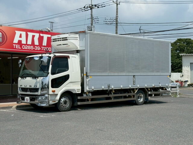 ファイター：6200ワイド：冷凍ウィング：板バネ：木床：アルミホイール：ステンレスサイドバンパー