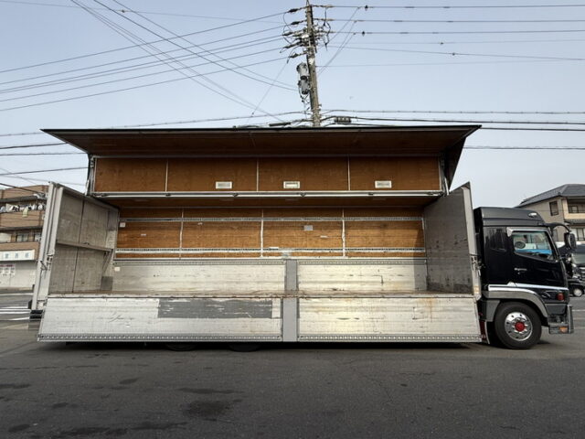 スーパーグレート：ハイルーフ：ウィング：ハイグレード：国産エンジン：内高249㎝