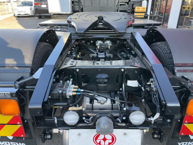 17スーパーグレート　トレーラーヘッド　ハイルーフ　D尺　460馬力　未使用　第5輪荷重11.500㎏　プレミアムライン