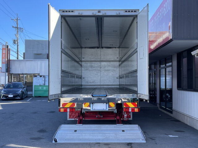 スーパーグレート　ハイルーフ　ウィング　架装多数　格納ゲート付　センターローラー