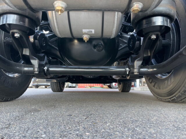 17スーパーグレート　トレーラーヘッド　ハイルーフ　D尺　460馬力　未使用　第5輪荷重11.500㎏　プレミアムライン