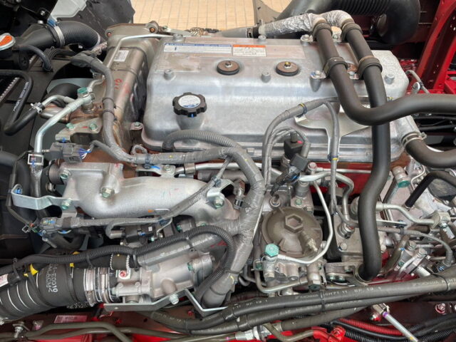 レンジャー　6200ワイド　冷凍ウィング　格納ゲート　６MT　未使用車