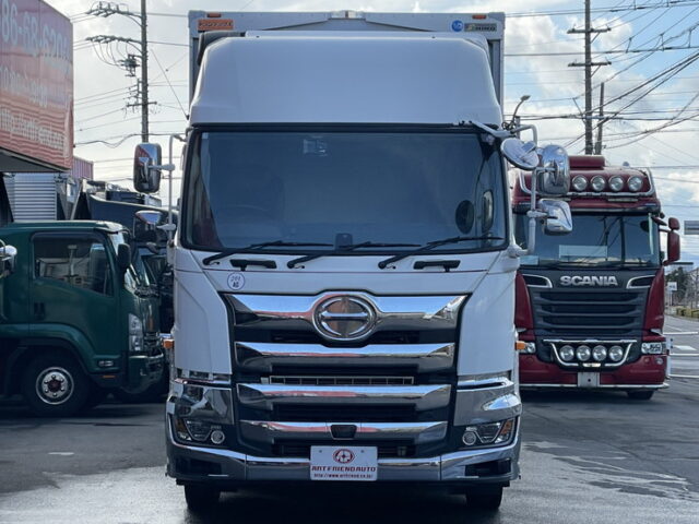 日野　17プロフィア　ハイルーフ　ウィング　後輪エアサス　380馬力
