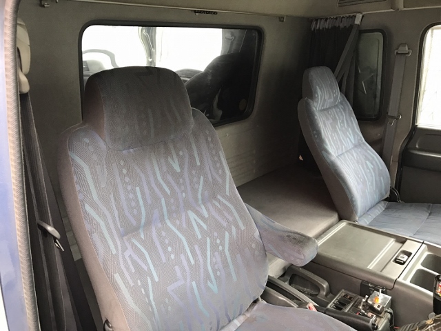 【258】いすゞフォワード　アルミバン　パワーゲート車　カスタム多数