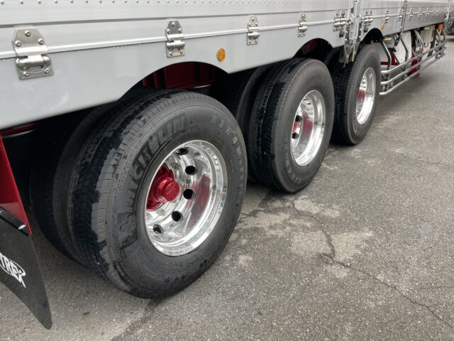 トレクス　トレーラー　冷凍ウィング　未使用　3軸　リフトアクスル　前壁　冷凍機