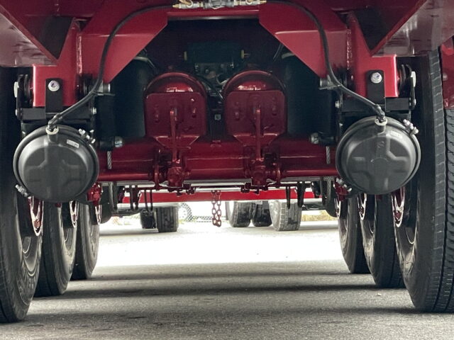 トレクス　トレーラー　冷凍ウィング　未使用　3軸　リフトアクスル　前壁　冷凍機