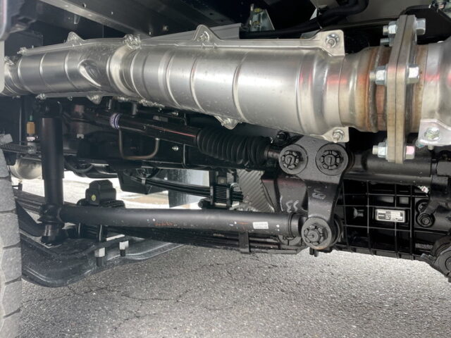 いすゞ：ギガ：ハイルーフ：ウィング：未使用車：アルミホイール：リア門口ステンレス