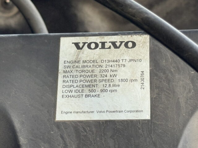 【委託販売】VOLVO：トレーラーヘッド：シングル：アルミホイール：架装多数