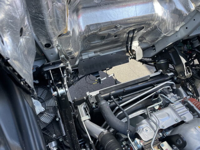 いすゞ：ギガ：ハイルーフ：ウィング：未使用車：アルミホイール：リア門口ステンレス