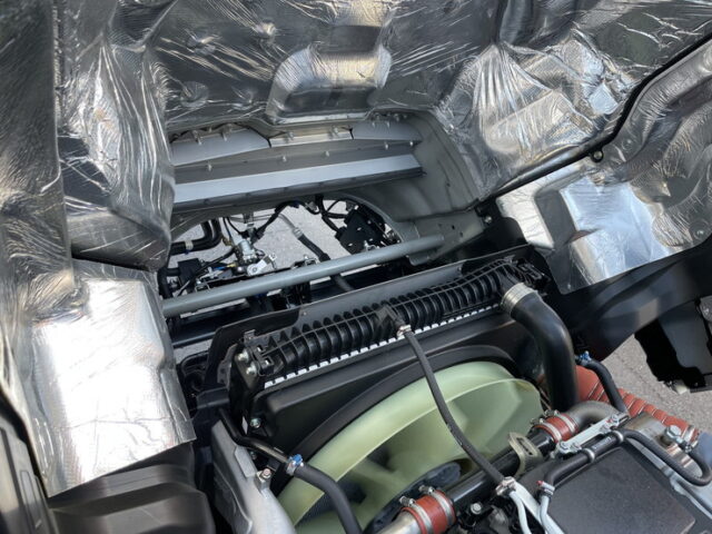 【現行型】スーパーグレート　スーパーハイルーフ 　プレミアムライン 　リア門口ステンレス