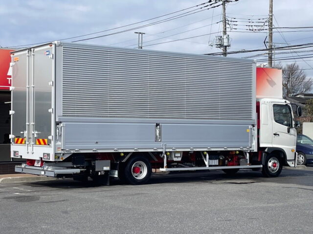 レンジャー　6200ワイド　冷凍ウィング　格納ゲート　６MT　未使用車