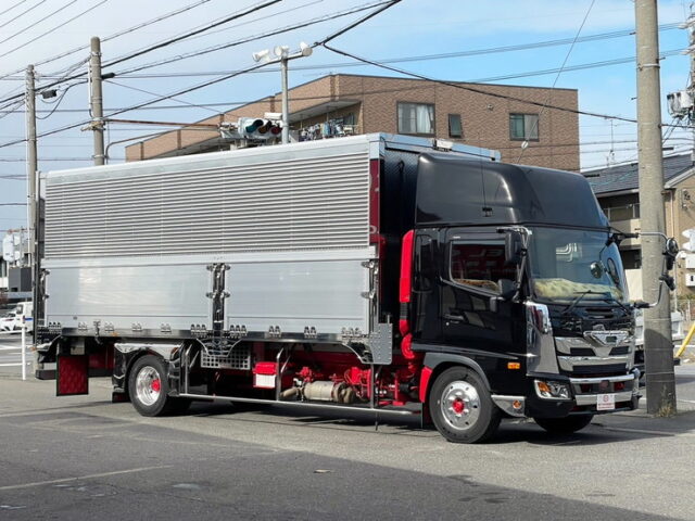 【1648】H30　17レンジャー　ハイルーフ　冷凍ウィング　6500セミワイド　造りボディ　90アオリ