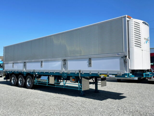 【1301】R4　トレクス　トレーラー冷凍ウィング　3軸　未使用　車検付　前壁サブエンジン　ジョロダー4列