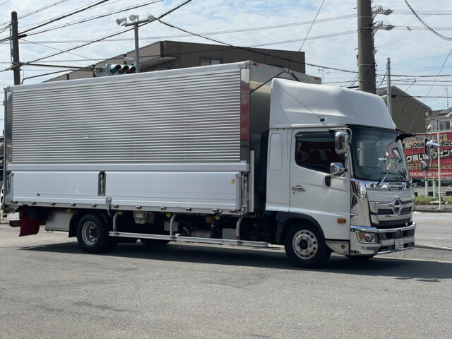 日野：17レンジャー：6200ワイド：エアサス：木床：アルミホイール：240馬力