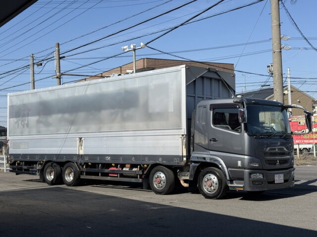 スーパーグレート：ウィング：アルミホイール：架装多数：国産エンジン：7速MT