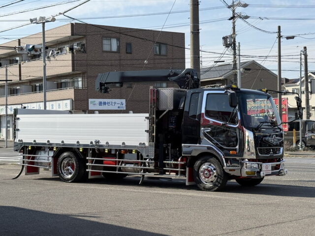 ファイター：増トン：クレーン：セミワイド：5Mボデー：架装多数：270馬力