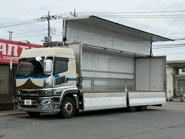 17スーパーグレート：ハイルーフ：ウィング：メッキ多数：前後門口ステンレス