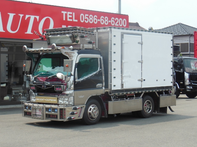 Ｈ１７　ジェネレーションキャンター　保冷車　