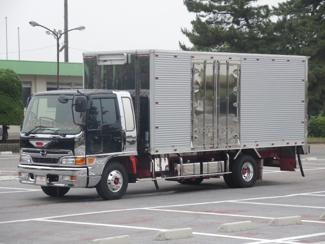 Ｈ１２　日野　スペースレンジャー　冷蔵冷凍車