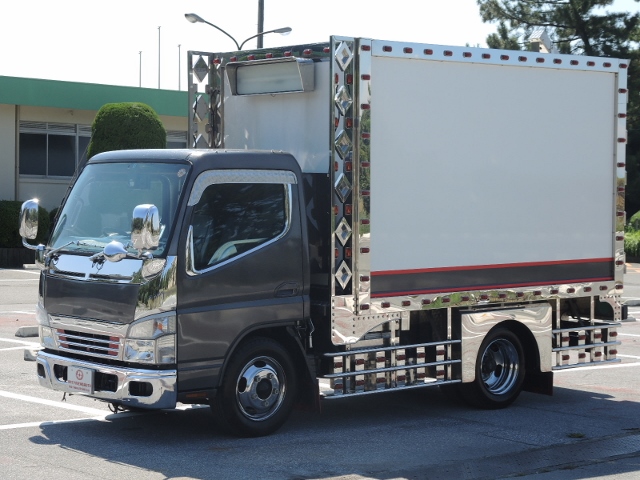 Ｈ22　三菱　ジェネレーションキャンター　アートトラックバン