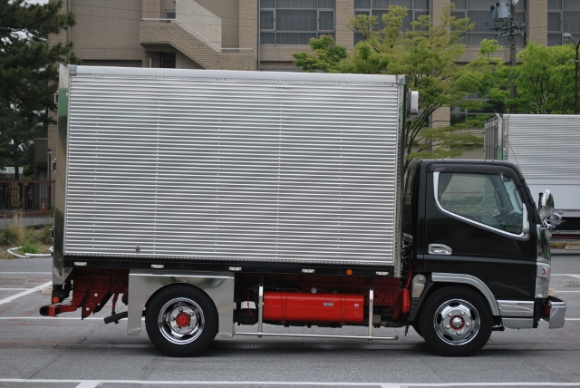 H22　三菱ふそう　キャンター アルミバン