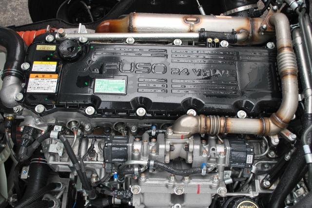【49】Ｈ28.6　三菱ふそう　ファイター　アルミウイング　リアエアサス　新車