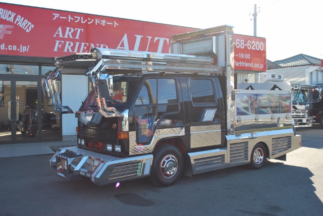 Ｈ２　いすゞ　エルフ　Ｗキャブ　平ボデー　８ナンバー　カスタム多数