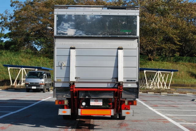 H18 いすゞ　フォワード　冷蔵冷凍車　パワーゲート　アルミウイング