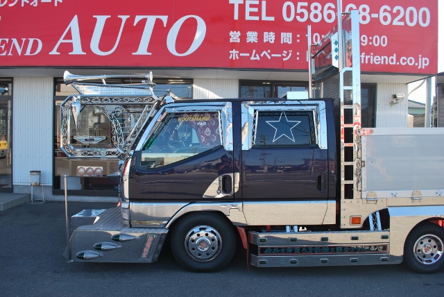【158】三菱ふそうキャンター　Ｗキャブ　平ボデー　カスタム車