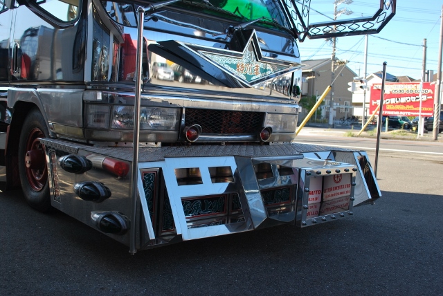 【158】三菱ふそうキャンター　Ｗキャブ　平ボデー　カスタム車