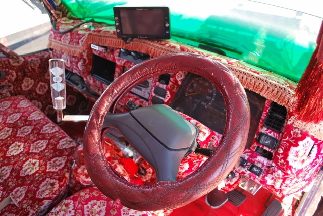 【158】三菱ふそうキャンター　Ｗキャブ　平ボデー　カスタム車