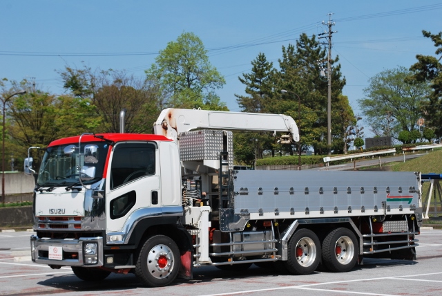 H19　いすゞ　07フォワード　増トン10輪　ユニック