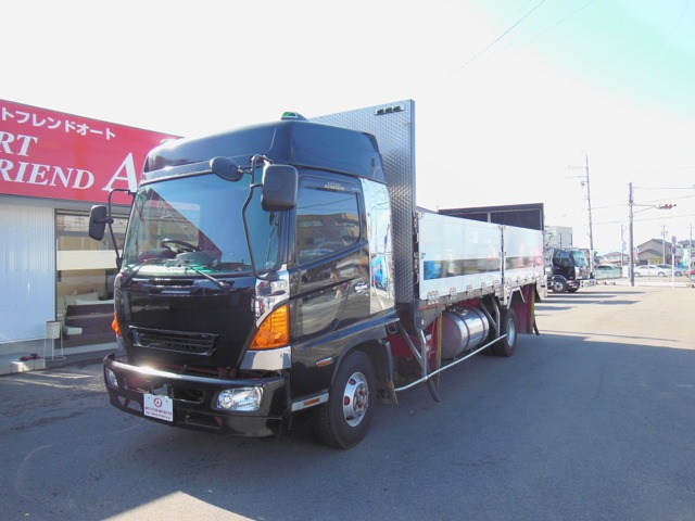 日野自動車　レンジャープロ　造り平ボデー